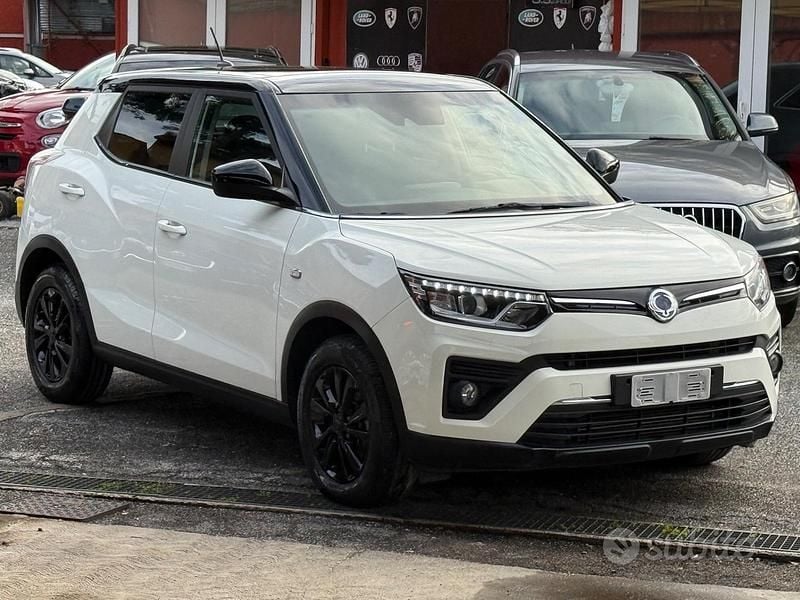 Bianco Usata 2021 Ssangyong (KGM) Tivoli SUV | 11.500 € (Ottimo prezzo) - Immagine 1/4