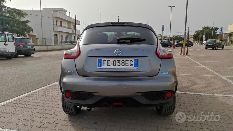 Usata Nissan Juke Acenta 110 CV (80 kW) 2016 Grigio SUV