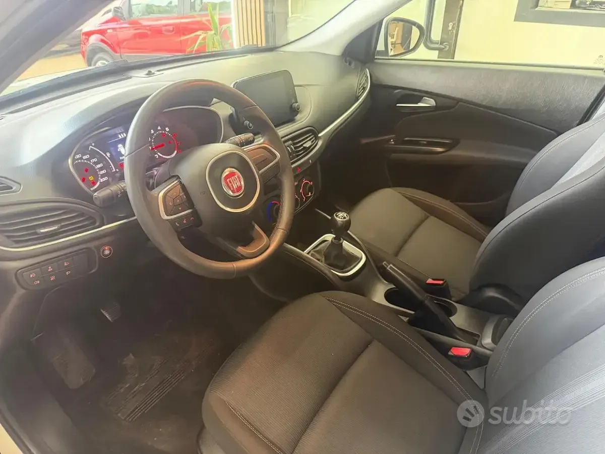 Usata Fiat Tipo Lounge 95 CV (69 kW) 2020 Bianco Berlina