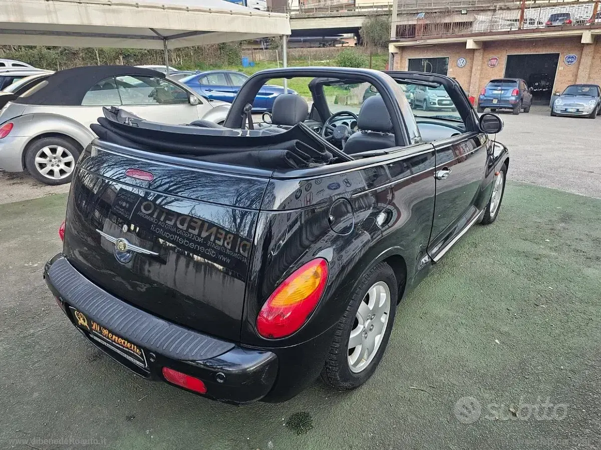 Usata Chrysler PT Cruiser Limited 143 CV (105 kW) 2004 Nero Cabrio