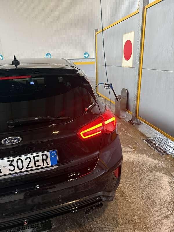 Usata Ford Focus ST-Line 125 CV (91 kW) 2020 Berlina