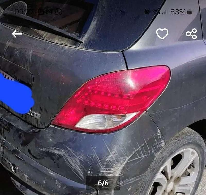 Usata 2011 Peugeot 207 Tre volumi | 1700 € (Super prezzo) - Immagine 1/4