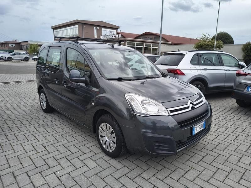 Usata Citroën Berlingo Feel 99 CV (72 kW) 2015 Grigio Monovolume