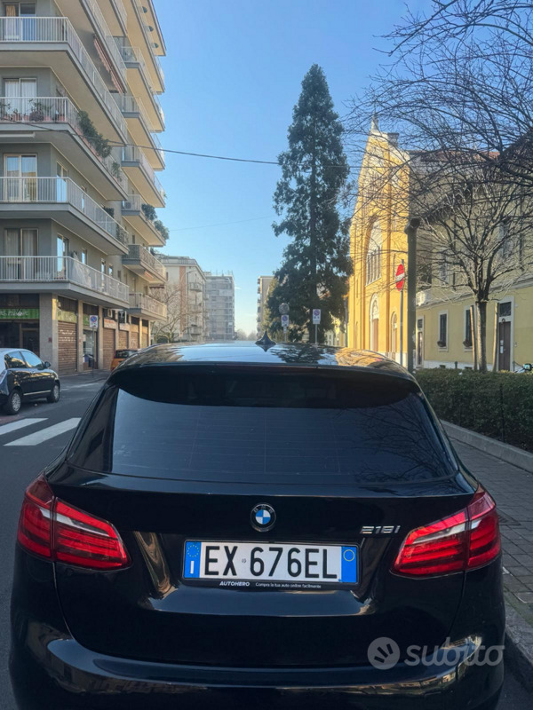 Usato 2015 BMW 218 1.5 Benzin 140 CV (17.000 €)