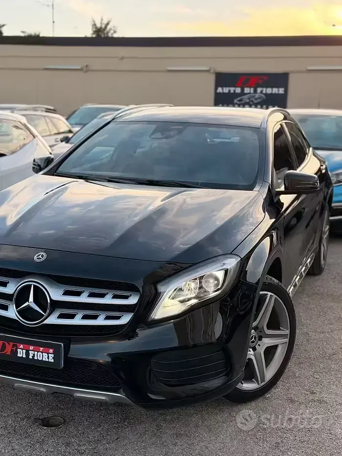 Usata Mercedes GLA200 Premium 136 CV (100 kW) 2017 Nero SUV