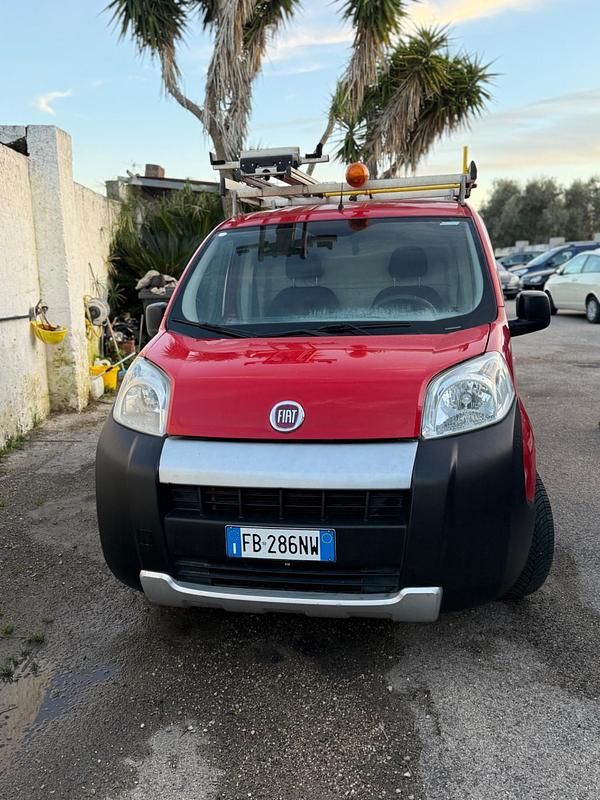 Usata Fiat Fiorino 75 CV (55 kW) 2015 Rosso Monovolume