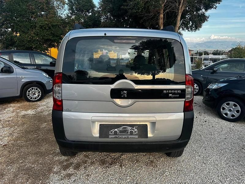 Usata Peugeot TePee 68 CV (50 kW) 2009 Argento Monovolume