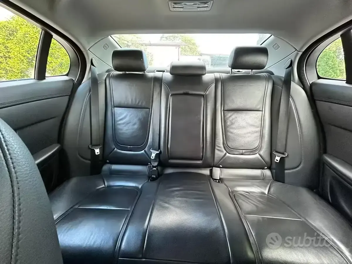 Usata Jaguar XF 190 CV (139 kW) 2012 Berlina