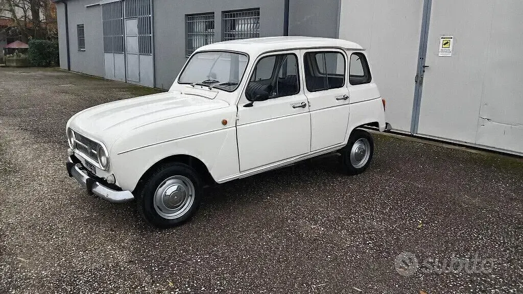 Usata Renault R4 26 CV (19 kW) 1960 Bianco Station wagon