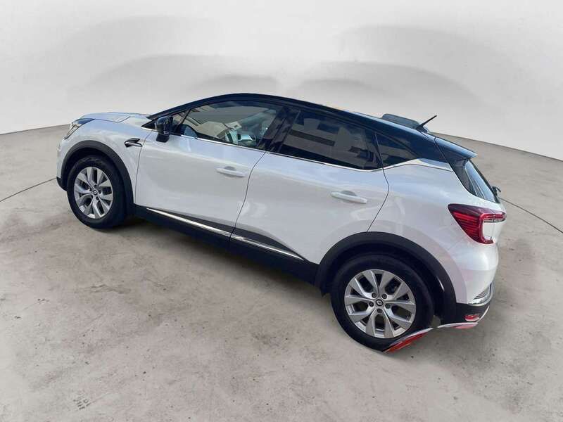 Usata Renault Captur Intens 143 CV (105 kW) 2022 Bianco SUV
