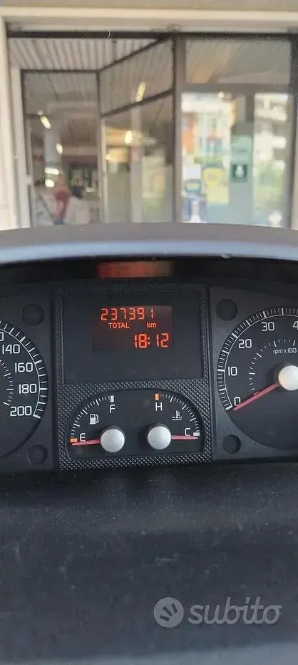 Usata Fiat Idea 95 CV (69 kW) 2008 Grigio Monovolume