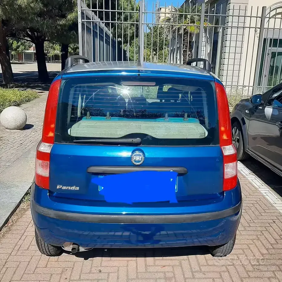 Usata Fiat Panda Dynamic 60 CV (44 kW) 2004 Blu/azzurro Utilitaria