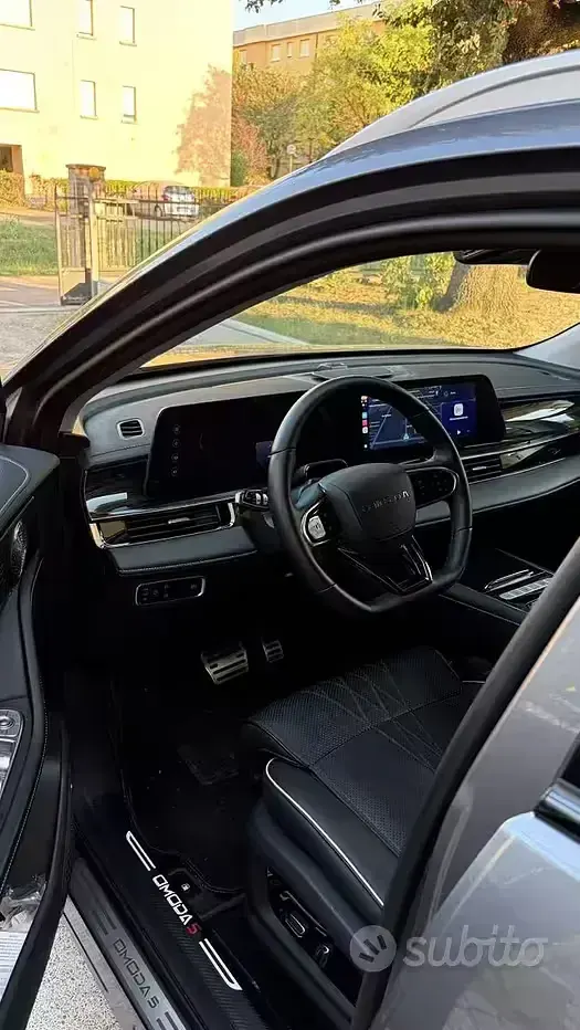 Usata Omoda 5 147 CV (108 kW) 2024 Grigio SUV