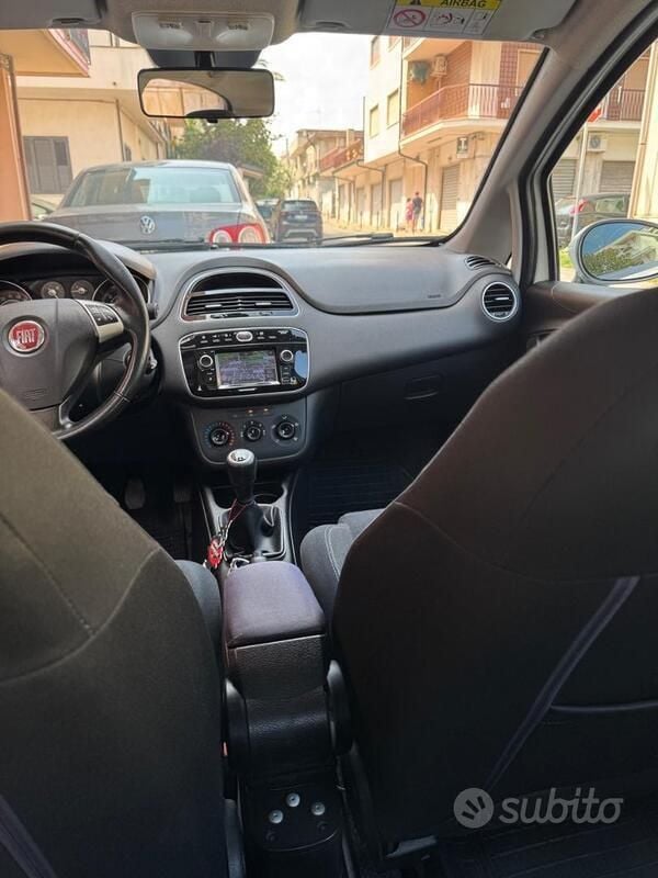 Usata Fiat Punto 95 CV (69 kW) 2017 Bianco Utilitaria