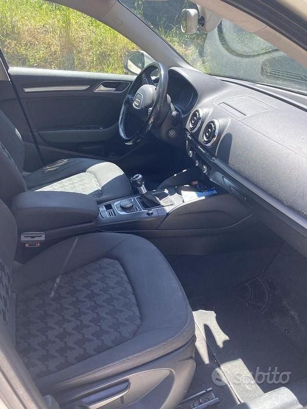 Gebraucht Audi A3 105 PS (77 kW) 2015 Limousine