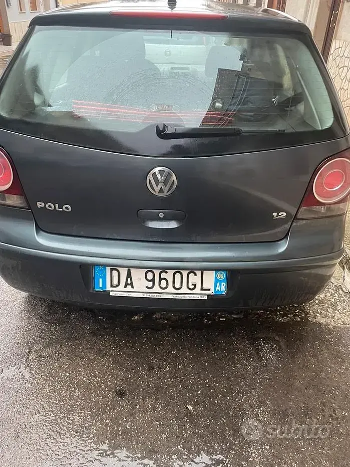 Usata VW Polo Trendline 64 CV (47 kW) 2006 Grigio Utilitaria