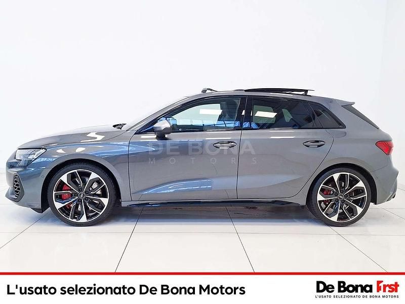 Usata Audi S3 Sport 333 CV (244 kW) 2024 Grey daytona Berlina
