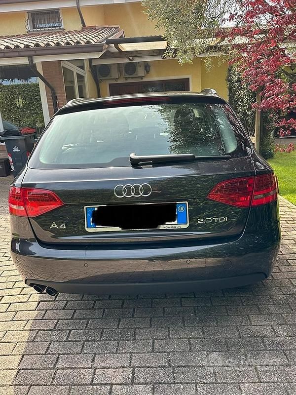 Usata Audi A4 140 CV (102 kW) 2010 Grigio Station wagon