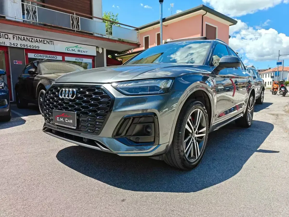 Usata Audi Q5 S-Line 203 CV (149 kW) 2024 Grigio SUV