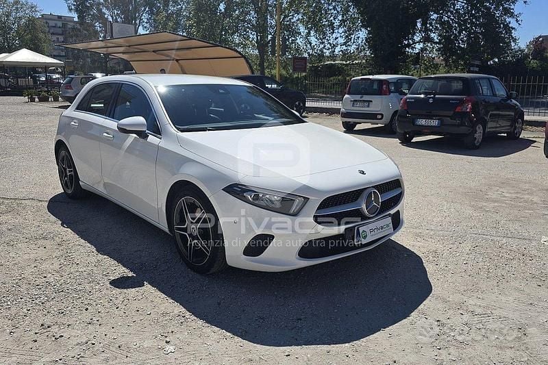Usata Mercedes A200 150 CV (110 kW) 2019 Bianco Utilitaria