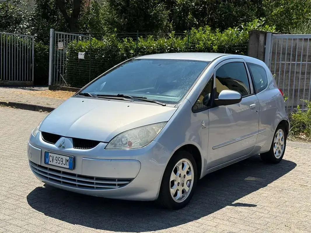 Usata Mitsubishi Colt Instyle 95 CV (69 kW) 2005 Utilitaria