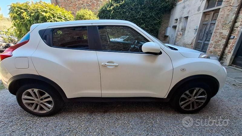 Bianco Usata 2010 Nissan Juke Acenta SUV | 4200 € (Ottimo prezzo) - Immagine 1/4
