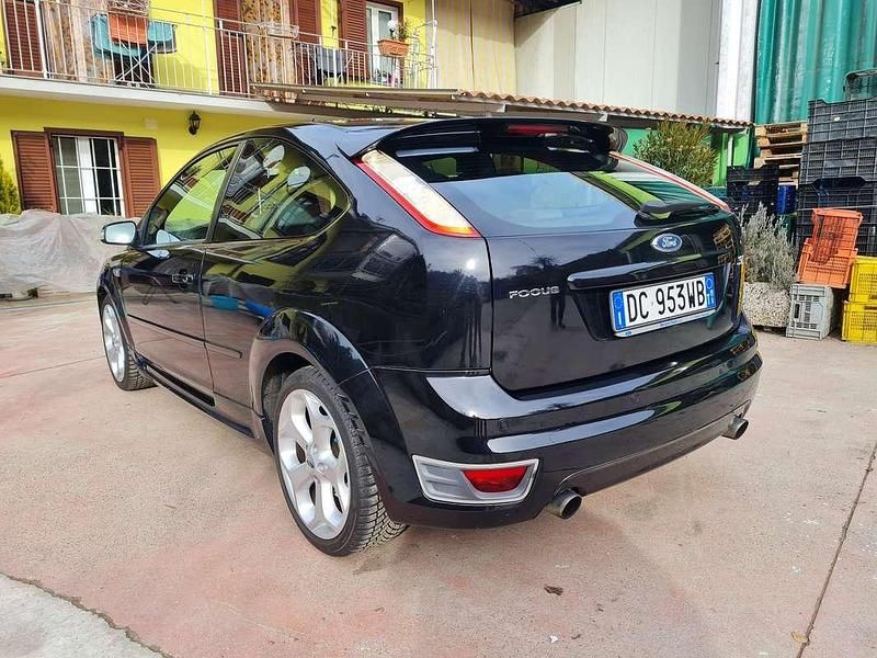 Usata Ford Focus ST 226 CV (166 kW) 2006 Nero Berlina