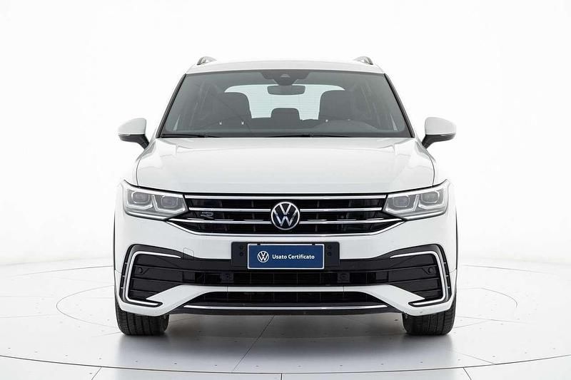 Usata VW Tiguan R-line 150 CV (110 kW) 2022 Bianco SUV