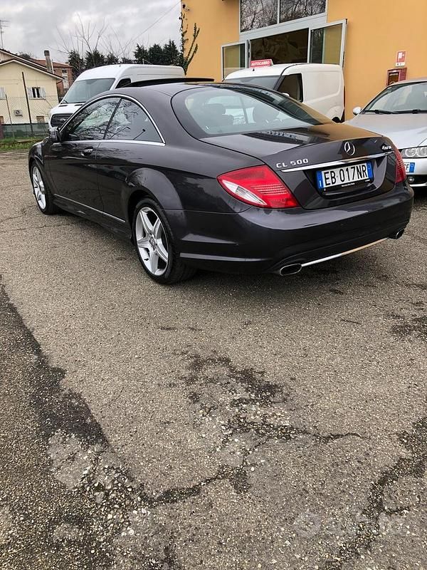 Usata Mercedes CL500 516 CV (379 kW) 2010 Grigio Coupé