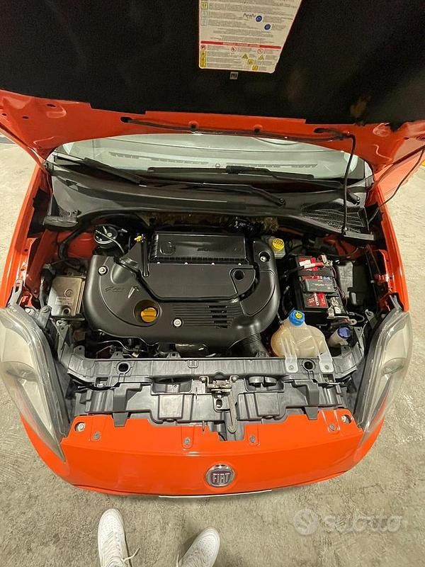 Usata Fiat Grande Punto 85 CV (62 kW) 2023 Utilitaria