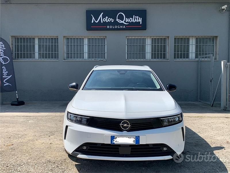 Usata Opel Astra Business Elegance 131 CV (96 kW) 2023 Bianco Station wagon
