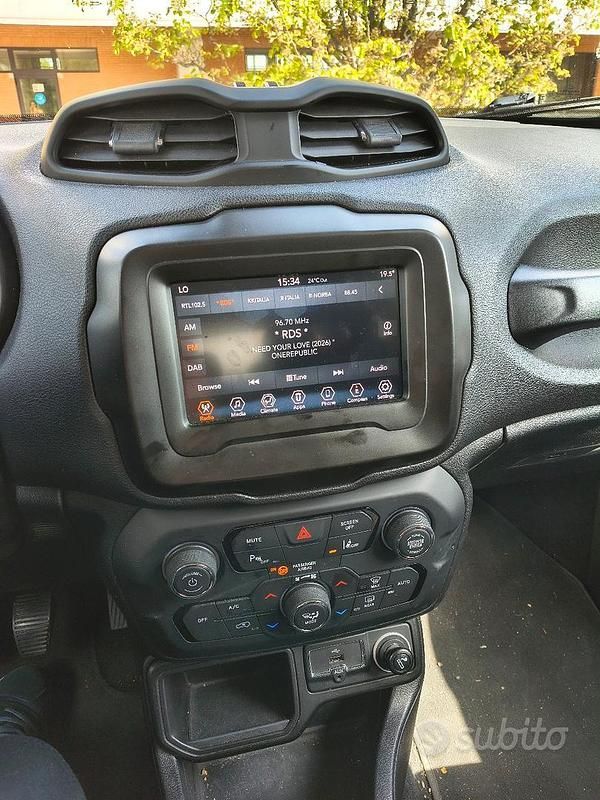 Usata Jeep Renegade 120 CV (88 kW) 2018 Grigio SUV