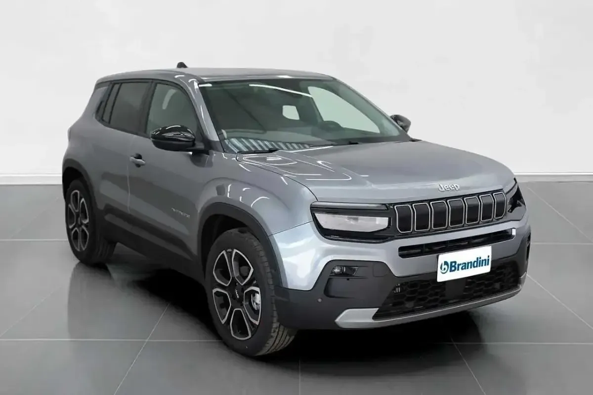 Nuova Jeep Avenger Summit 101 CV (74 kW) 2026 Gray SUV