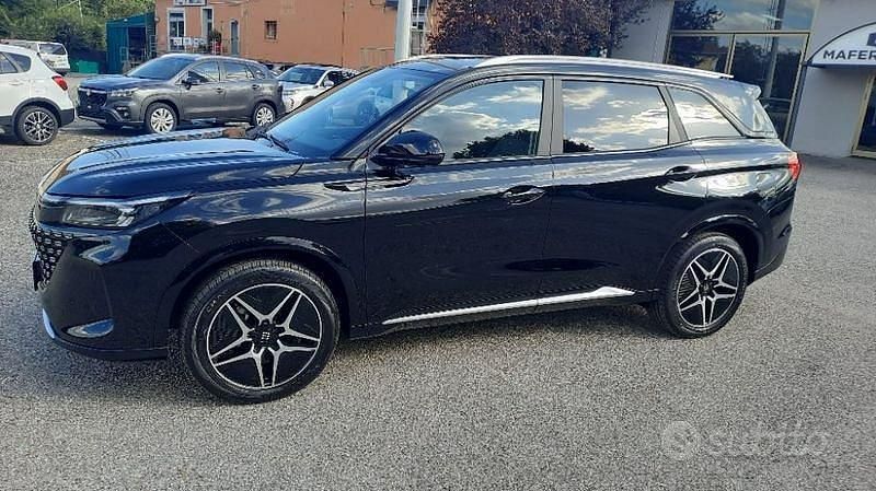 Nuova DFSK E5 184 CV (135 kW) 2025 Nero SUV