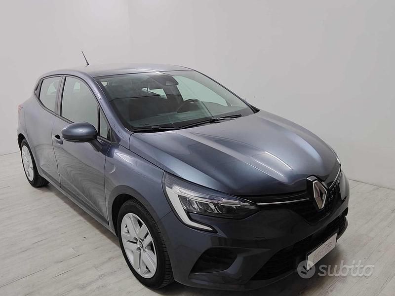 Usata Renault Clio V Life 90 CV (66 kW) 2021 Grigio Berlina