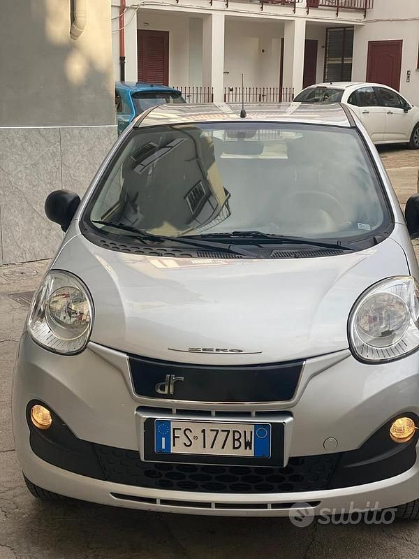 Grigio Usata 2019 DR Zero Due volumi | 5500 € - Immagine 1/4