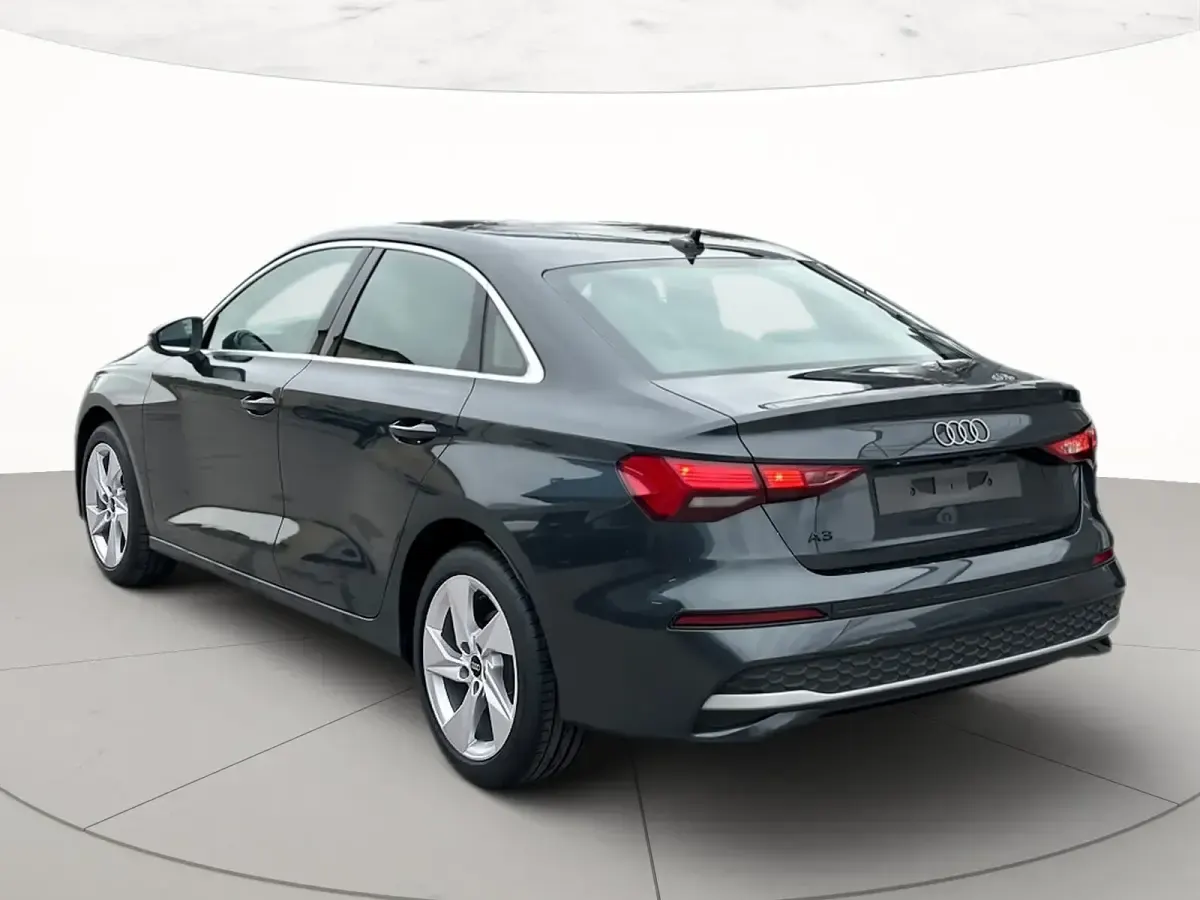 Nuova Audi A3 Advanced Plus 150 CV (110 kW) 2026 Grigio manhattan metallizzato Berlina
