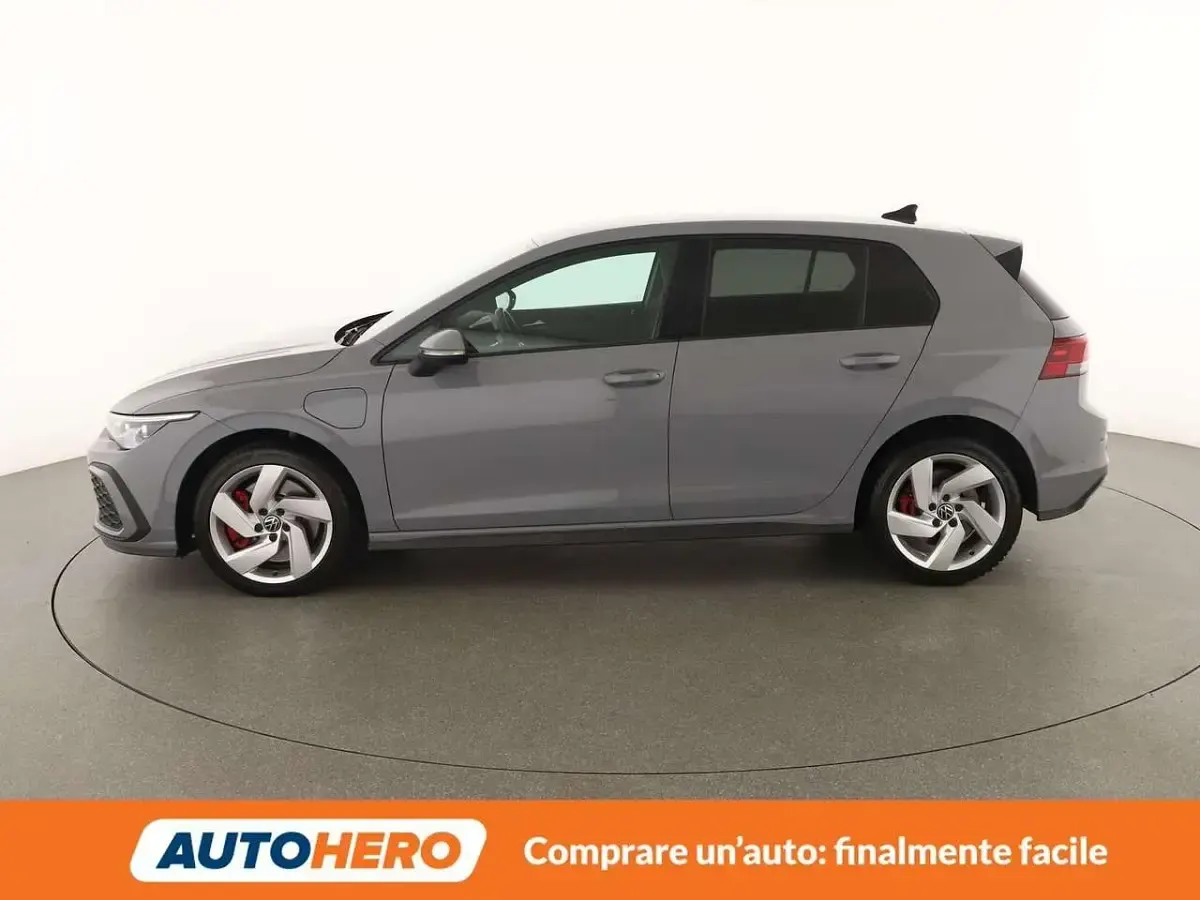Usata VW Golf VIII GTE 245 CV (180 kW) 2022 Grigio Berlina