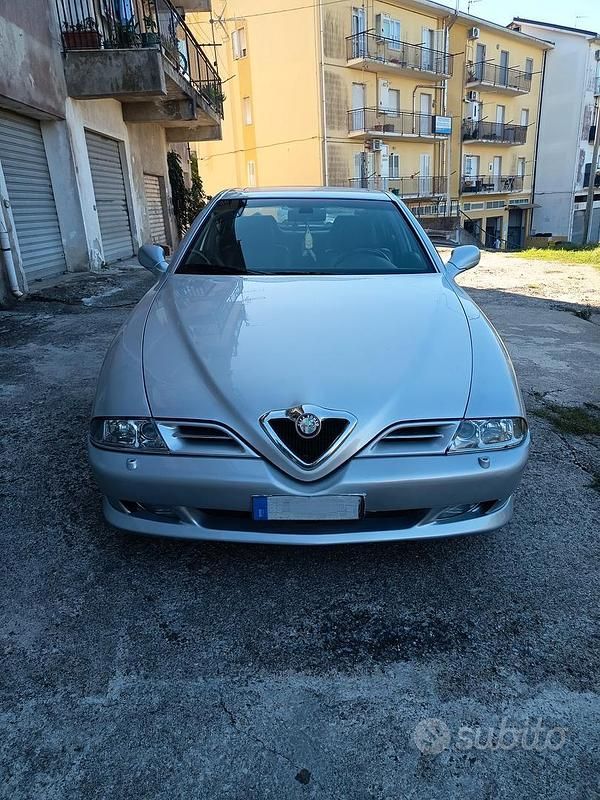 Second-hand Alfa Romeo 166 Super 220 CP (161 kW) 2001 Gri Berlinǎ