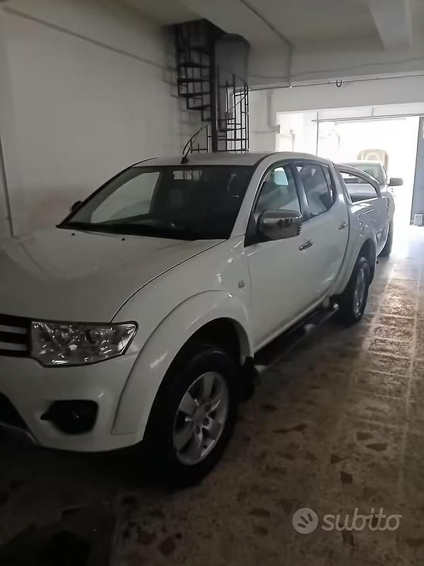 Usata Mitsubishi L200 2015 Bianco Pick-up