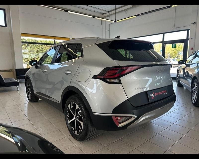 Second-hand Kia Sportage Style 230 CP (169 kW) 2022 Argintiu SUV