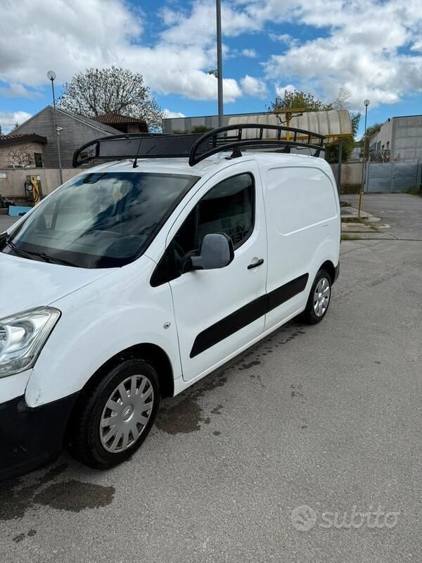 Usata Citroën Berlingo 92 CV (67 kW) 2010 Bianco Monovolume