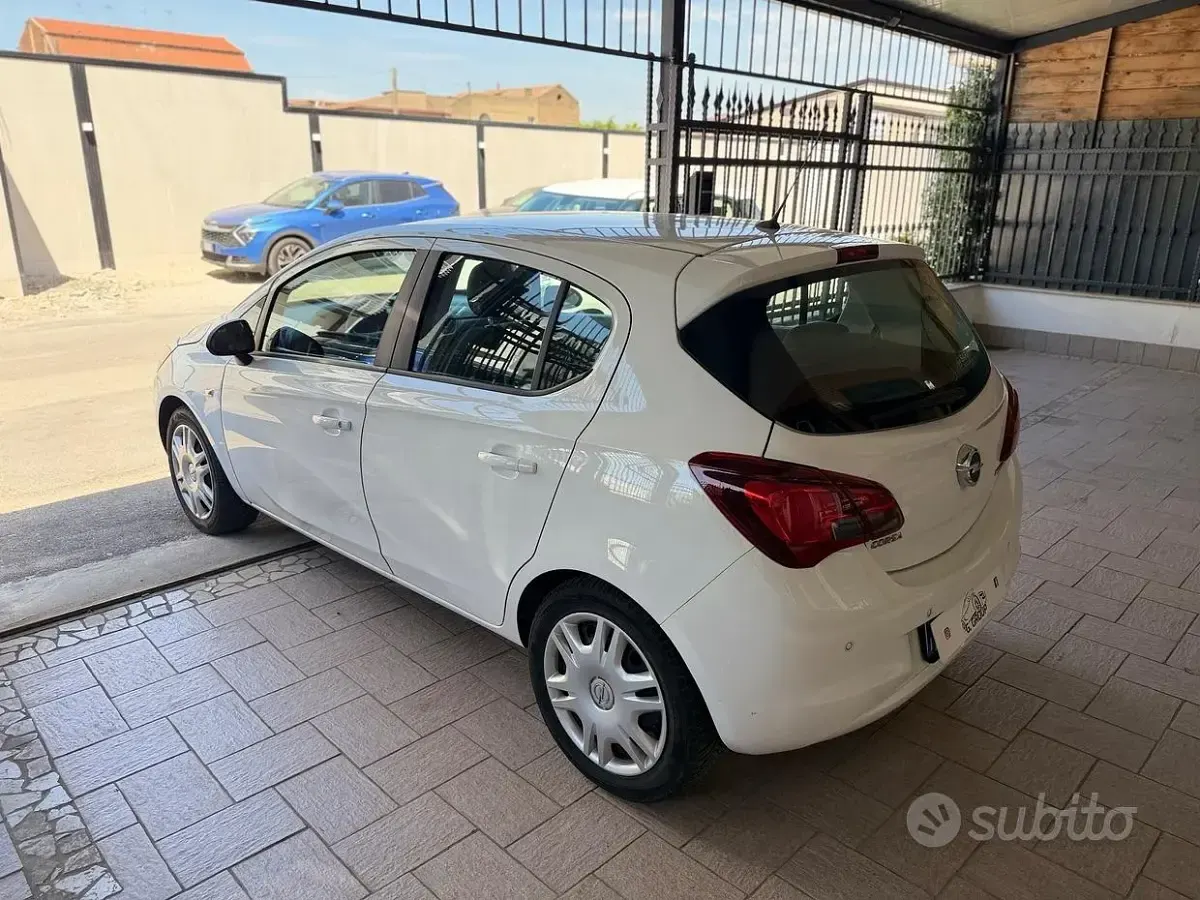Usata Opel Corsa Innovation 90 CV (66 kW) 2019 Bianco Utilitaria