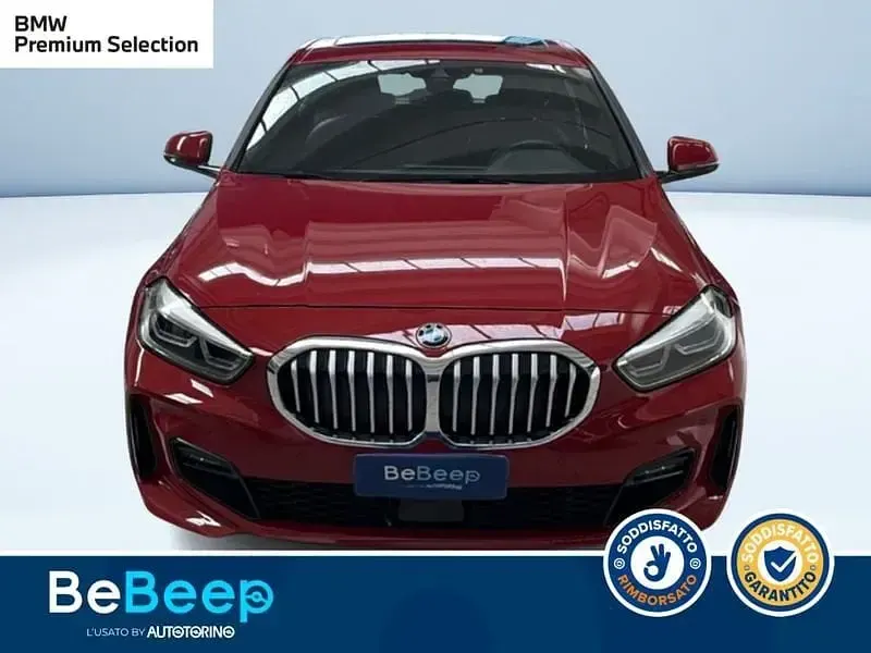 Usata BMW 118 M Sport 150 CV (110 kW) 2022 Rosso metallizzato Utilitaria