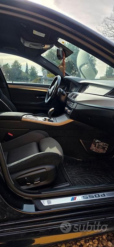Usata BMW 550 381 CV (280 kW) 2015 Blu Station wagon