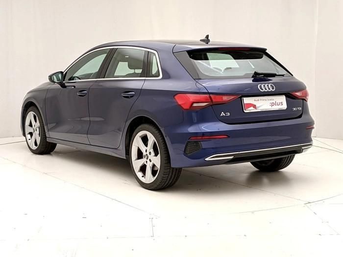 Usata Audi A3 Advanced 150 CV (110 kW) 2021 Blu Berlina