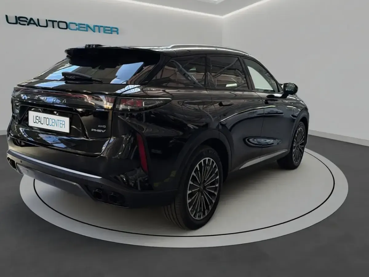 Usata Omoda 9 537 CV (394 kW) 2025 SUV