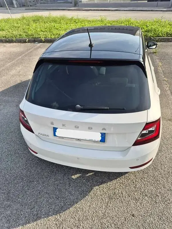 Usata Skoda Fabia 60 CV (44 kW) 2020 Bianco Utilitaria