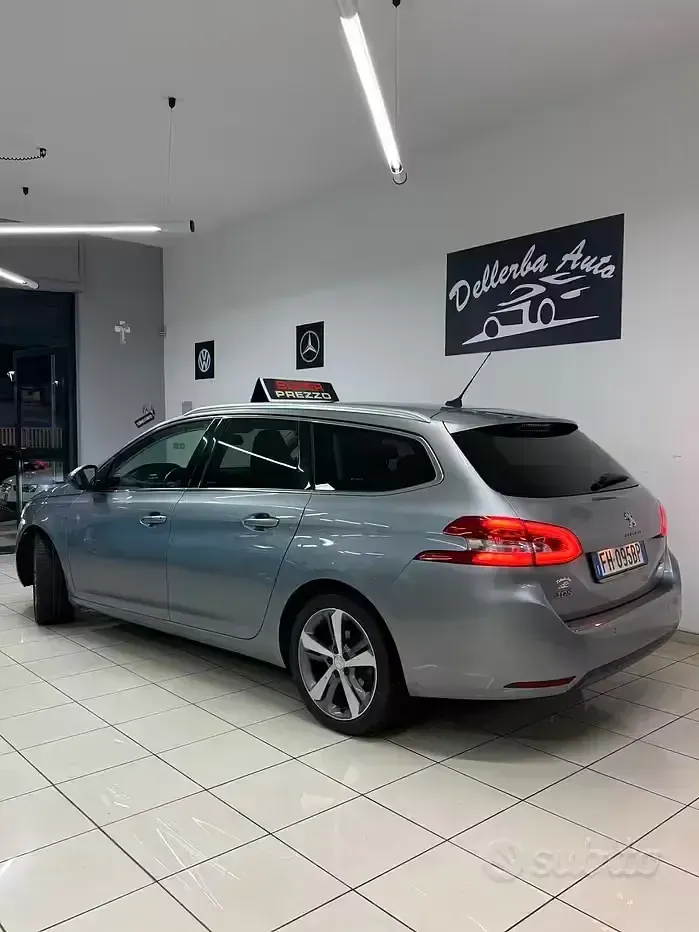 Usata Peugeot 308 Allure 120 CV (88 kW) 2017 Grigio Station wagon