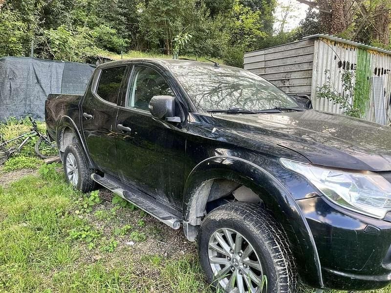 Usata Mitsubishi L200 Invite 154 CV (113 kW) 2016 Pick-up